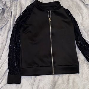 Black laced arm jacket
